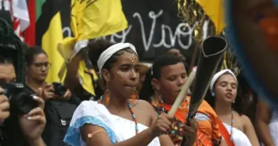 Feriado do Dia Nacional da Consciência Negra tem festas em todo o país