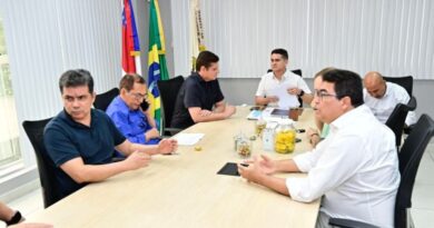 PREFEITO mantém Passe Livre Estudantil e cria grupo de trabalho para garantir renovação do convênio com o Estado