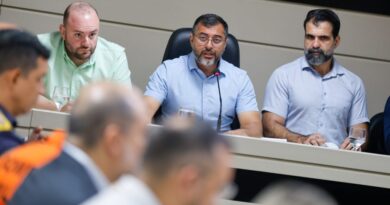 Governador Wilson Lima anuncia pacote de apoio a produtores rurais de Apuí após embargos e crise climática