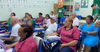 Oportunidade de recomeçar: FUnATI abre matrículas para escolarização de adultos e pessoas idosas