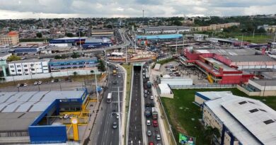 Complexos viários, viadutos e intervenções estratégicas reorganizam o trânsito, reduzem o tempo de viagem e ampliam conexões entre as zonas de Manaus