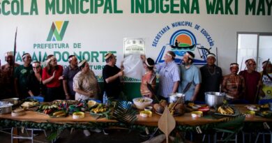 MAIOR ESCOLA NA SELVA Prefeitura de Atalaia do Norte inaugura escola em alvenaria do Vale do Javari