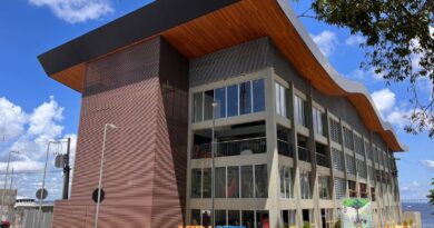 Semana do Quadrinho Nacional de Manaus espera 15 mil visitantes até domingo no mirante Lúcia Almeida