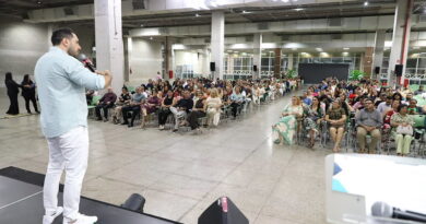 Prefeitura conclui formação para diretores escolares e certifica novos gestores da rede pública de ensino