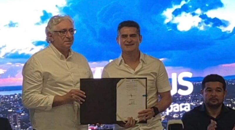 REFERÊNCIA NACIONAL Prefeito David Almeida assinou decreto de regulamentação do ‘Programa Manaus Sustentável’