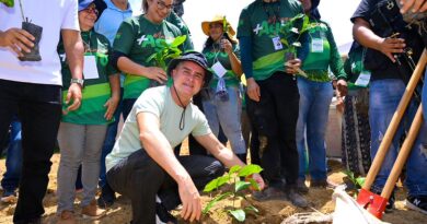 David Almeida inicia rede produtiva do café em Manaus e avança na diversificação econômica, além da Zona Franca