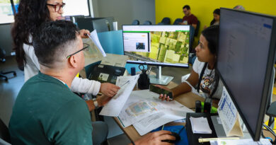 Servidores comemoram mudança e melhorias de trabalho na nova sede do Implurb