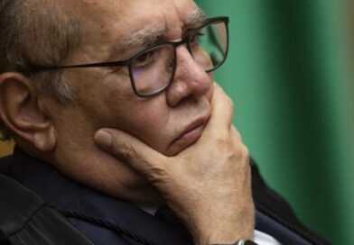 Vazamento de conversa privada representa violação à intimidade, diz ministro Gilmar Mendes