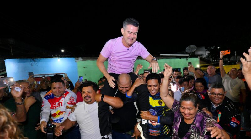 David Almeida reúne mais de mil lideranças na zona Leste e apresenta resultados da gestão