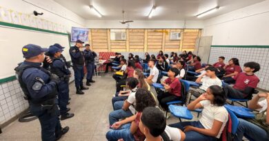 Guarda Municipal de Manaus realiza ação educativa em escola da zona Leste