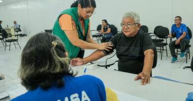 Prefeitura de Manaus promove ação de saúde gratuita na galeria dos Remédios