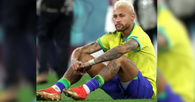 Neymar fora da Copa? Craque é a grande ausência no álbum oficial do Mundial