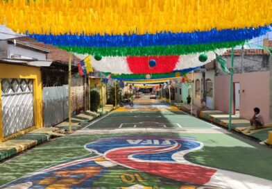 Moradores da Rua 25, no São José, intensificam preparativos para a Copa do Mundo de 2026 em Manaus