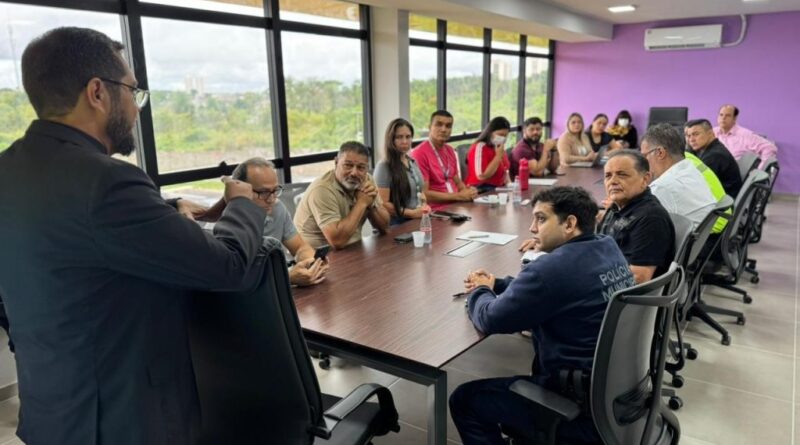 Prefeitura reforça integração entre secretarias municipais para combater desordem urbana no centro de Manaus