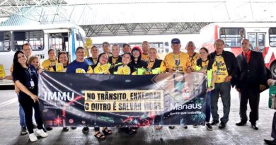 Ação do ‘Maio Amarelo’ da prefeitura leva conscientização a rodoviários e passageiros no T3