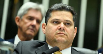 Alcolumbre diz que Senado debaterá fim da 6×1 ‘sem pressa’