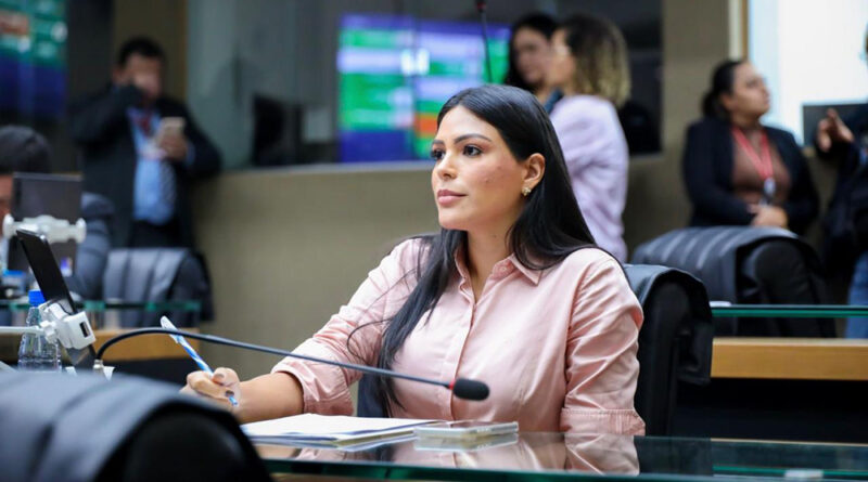 Mayra Dias apresenta sete emendas à LDO para reforçar investimentos em áreas estratégicas no Amazonas