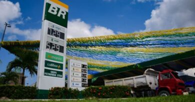 Gasolina sobe para R$ 7,29 em Manaus sem reajuste da refinaria