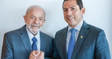 A pedido de Lula, Marcelo Ramos abre mão de candidatura