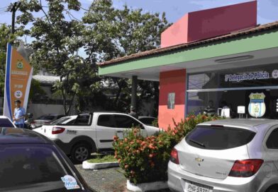 Vigilante é preso por tentar matar travesti em Manaus