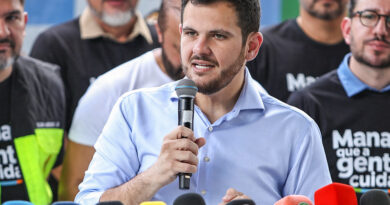 Prefeito Renato Junior faz apelo à população para combater descarte irregular de lixo e reduzir alagamentos em Manaus