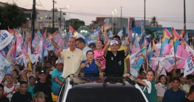 Mayra Dias é recebida por multidão em grande encontro em Nhamundá