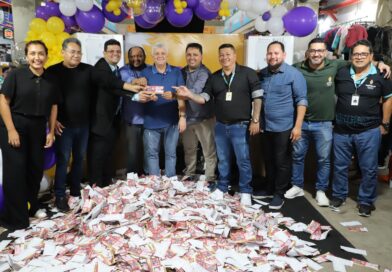 Prefeitura promove campanha ‘Dia dos Pais Premiado’ com sorteio de prêmios para incentivar compras nas galerias populares e no shopping Phelippe Daou