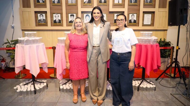 Mayra Dias arrecada e entrega mais de 900 potes de vidro para Bancos de Leite Humano