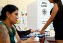Embora as eleições de 2022 tenham registrado recordes históricos na eleição de mulheres, negros e indígenas, a sub-representação desses grupos em comparação com o perfil geral da população brasileira ainda permanece acentuada.  Atualmente, no Brasil, segundo dados da Justiça Eleitoral, a maior parte dos ocupantes de cargos legislativos é composta por homens, brancos, na faixa dos 50 anos, que atuam como empresários ou advogados.
