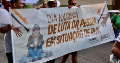 Prefeitura de Manaus promove caminhada e ação em alusão ao Dia Nacional de Luta da População em Situação de Rua