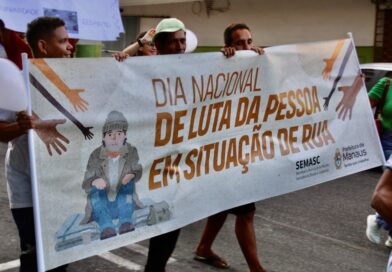 Prefeitura de Manaus promove caminhada e ação em alusão ao Dia Nacional de Luta da População em Situação de Rua