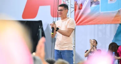 “Vamos criar oportunidades e garantir comida na mesa”, diz David ao apresentar propostas para área social