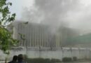 Incêndio assusta servidores e mobiliza Bombeiros ao lado do Fórum Enoch Reis, em Manaus
