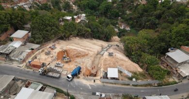 Prefeitura de Manaus avança em obra de contenção de erosão na rua Londres, no Gilberto Mestrinho