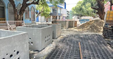 Obra da ‘Rua Gastronômica’ da Prefeitura de Manaus avança com infraestrutura subterrânea e preparação para novas calçadas