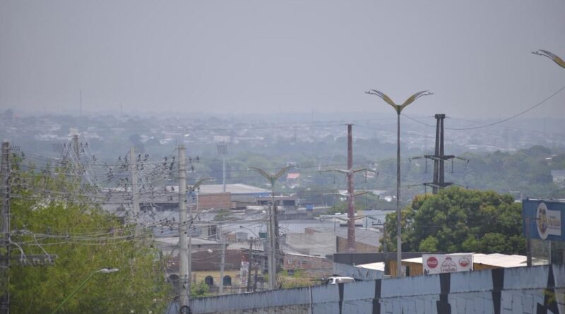 Prefeitura de Manaus suspende aulas da rede municipal devido à fumaça