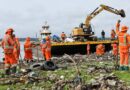 Prefeitura mobiliza 500 trabalhadores e intensifica limpeza na orla de Manaus