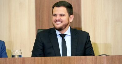 Prefeito Renato Junior prestigia posse dos três novos desembargadores e destaca fortalecimento do Judiciário amazonense